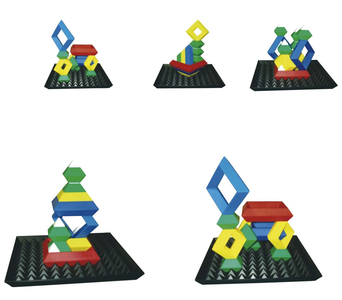 Triangle puzzel met basis